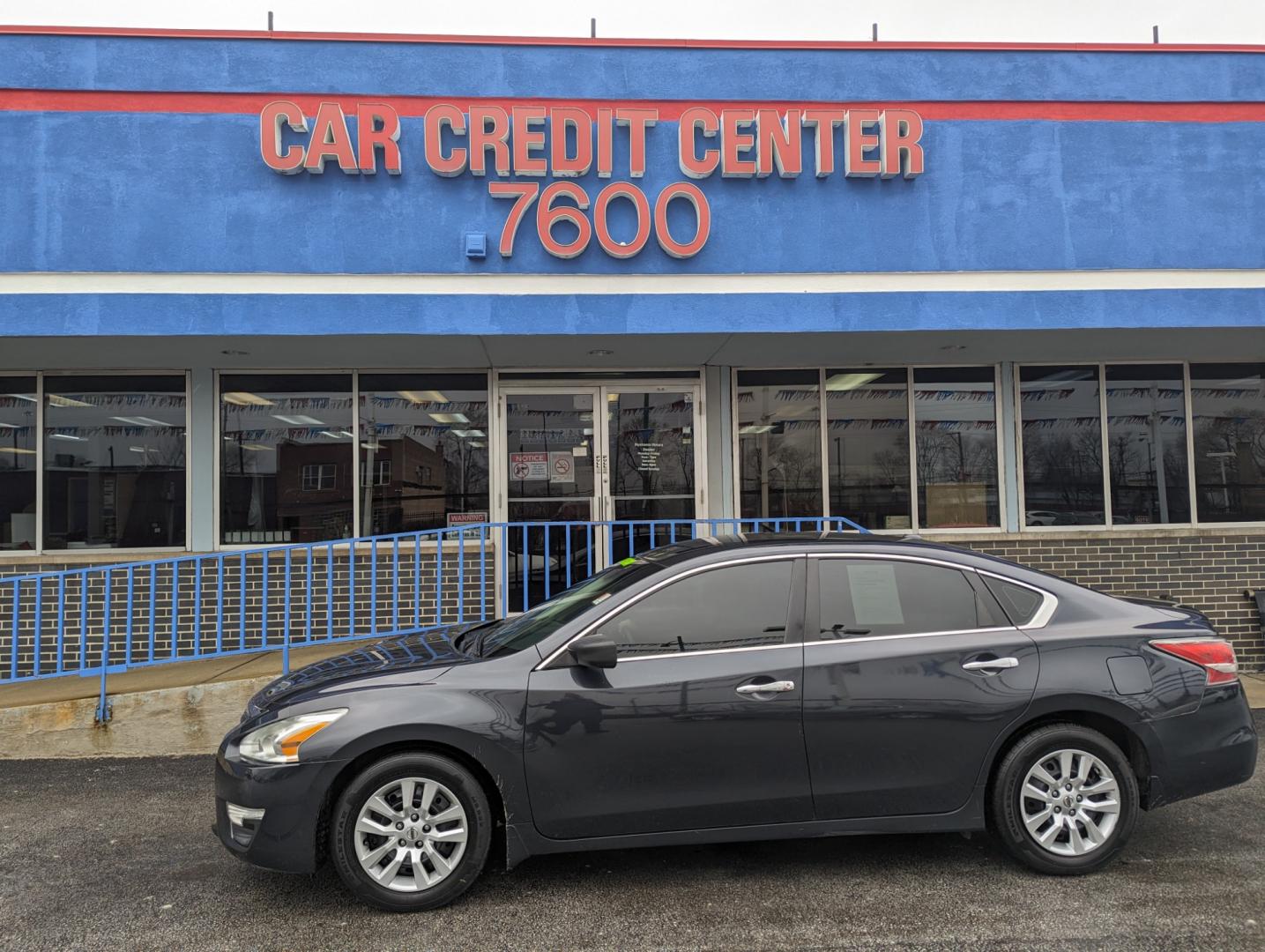 2015 BLUE Nissan Altima 2.5 S (1N4AL3AP0FC) with an 2.5L L4 DOHC 16V engine, Continuously Variable Transmission transmission, located at 7600 S Western Ave., Chicago, IL, 60620, (773) 918-3980, 0.000000, 0.000000 - Photo#0